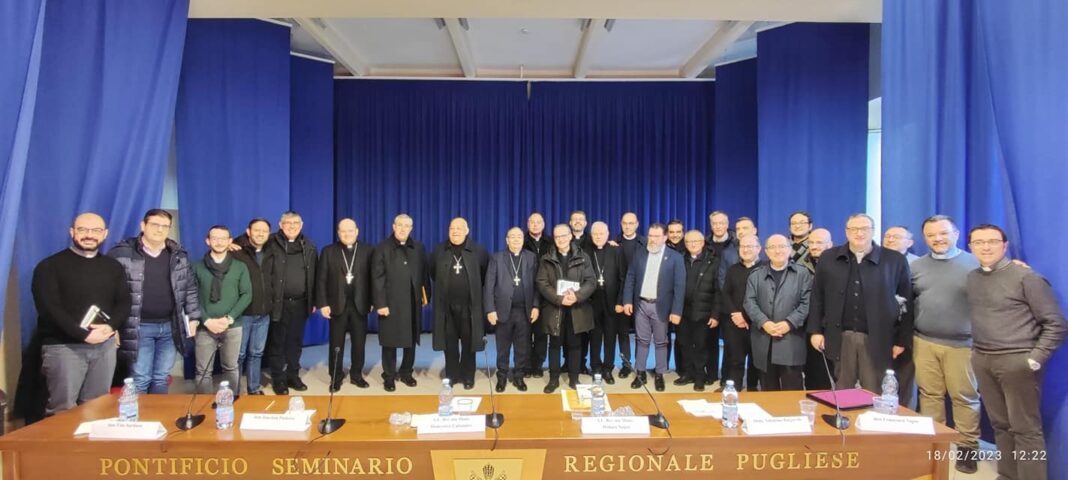 Questa mattina si è svolta a Molfetta la presentazione del testo "Linee comuni p