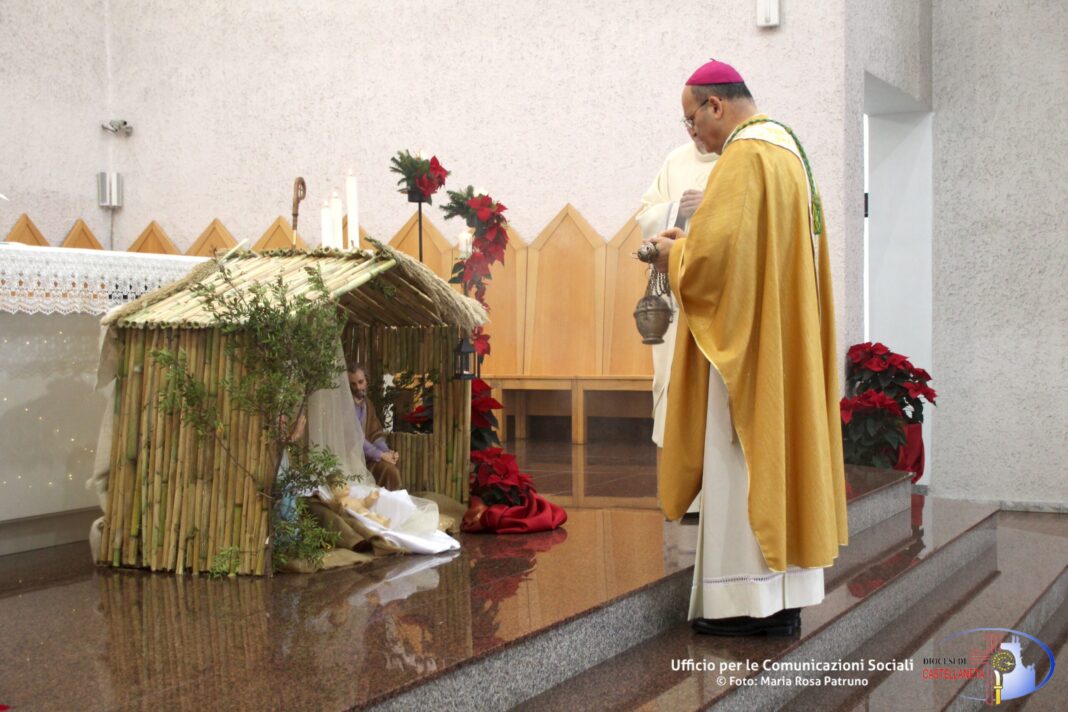 Santa Messa nel giorno del Natale del Signore: le immagini