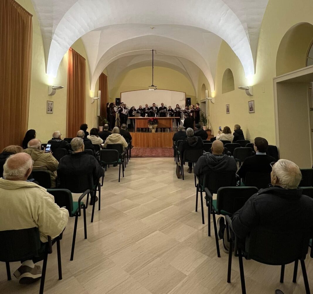 Un incontro nel seminario per coltivare la speranza Un incontro nel seminario per coltivare la speranza