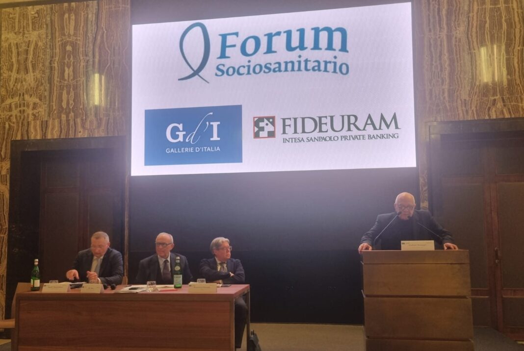 Intervento del Vescovo al Palazzo del Banco di Napoli Intervento del Vescovo al Palazzo del Banco di Napoli