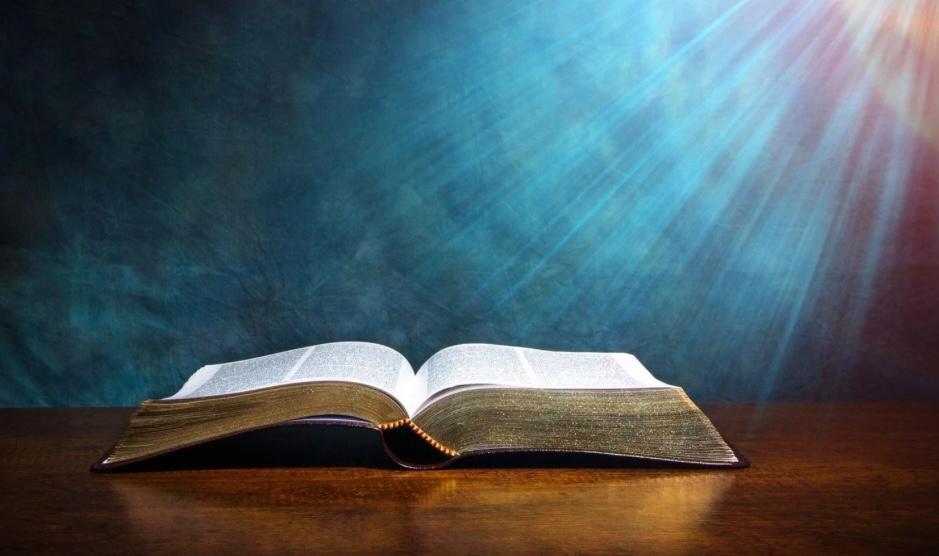 Commento al Vangelo. Domenica di Pasqua "Risurrezione del Signore" Commento al Vangelo. Domenica di Pasqua "Risurrezione del Signore"