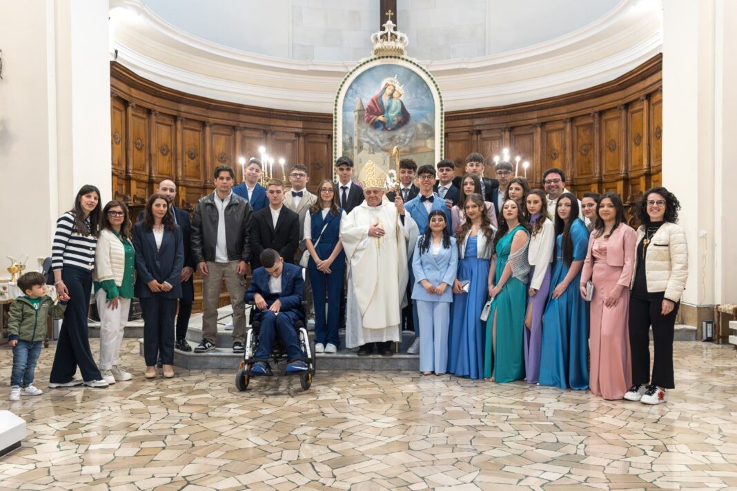 Mons. Vescovo celebra le Cresime a Biccari