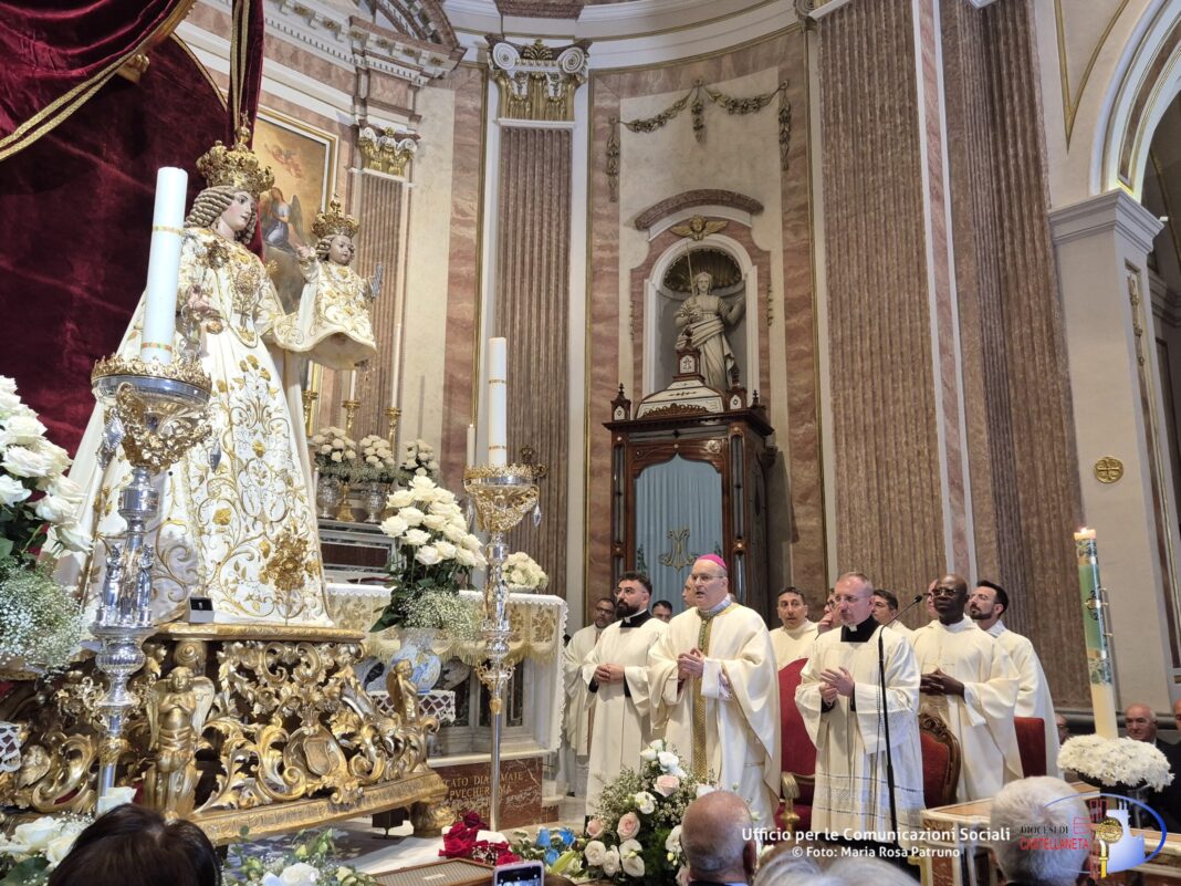 Festa Patronale di Maria SS. Mater Domini a Laterza: le Festa Patronale di Maria SS. Mater Domini a Laterza: le immagini