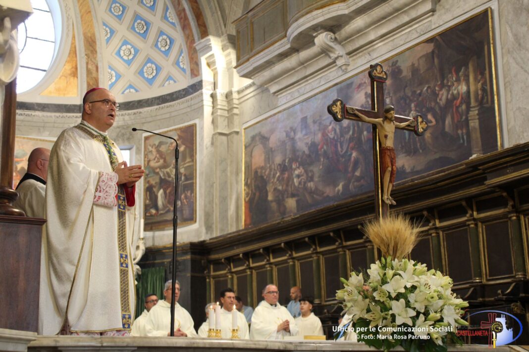 Omelia di Mons. Sabino Iannuzzi durante la Santa Messa nella Omelia di Mons. Sabino Iannuzzi durante la Santa Messa nella Solennità del Corpus Domini – Diocesi di Castellaneta