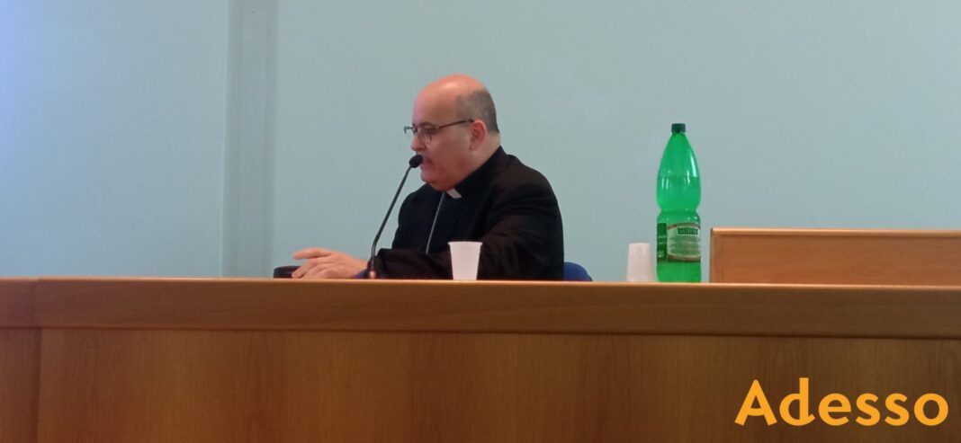 Intervento di Mons. Sabino Iannuzzi durante l’incontro con i docenti di Religione Cattolica – Diocesi di Castellaneta