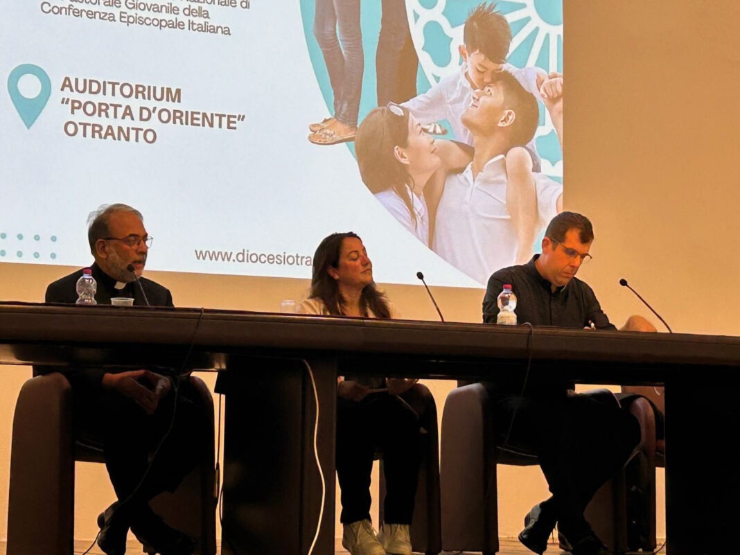 La Chiesa madre accompagna il cammino di ragazzi, adolescenti, giovani e famiglie