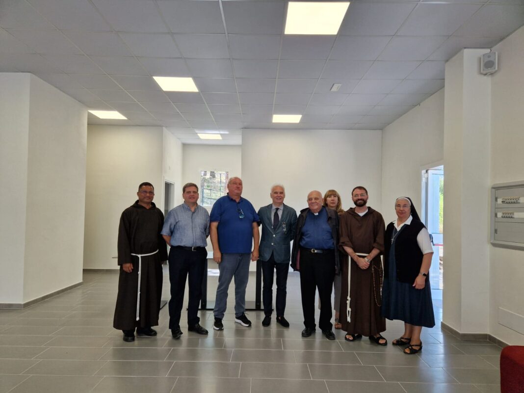 Mons. Vescovo celebra a Volturara