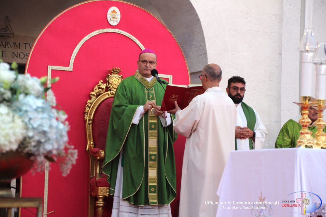 Omelia di Mons. Sabino Iannuzzi durante la Santa Messa in occasione dell’Ottava della Festa Patronale di Capurso – Diocesi di Castellaneta