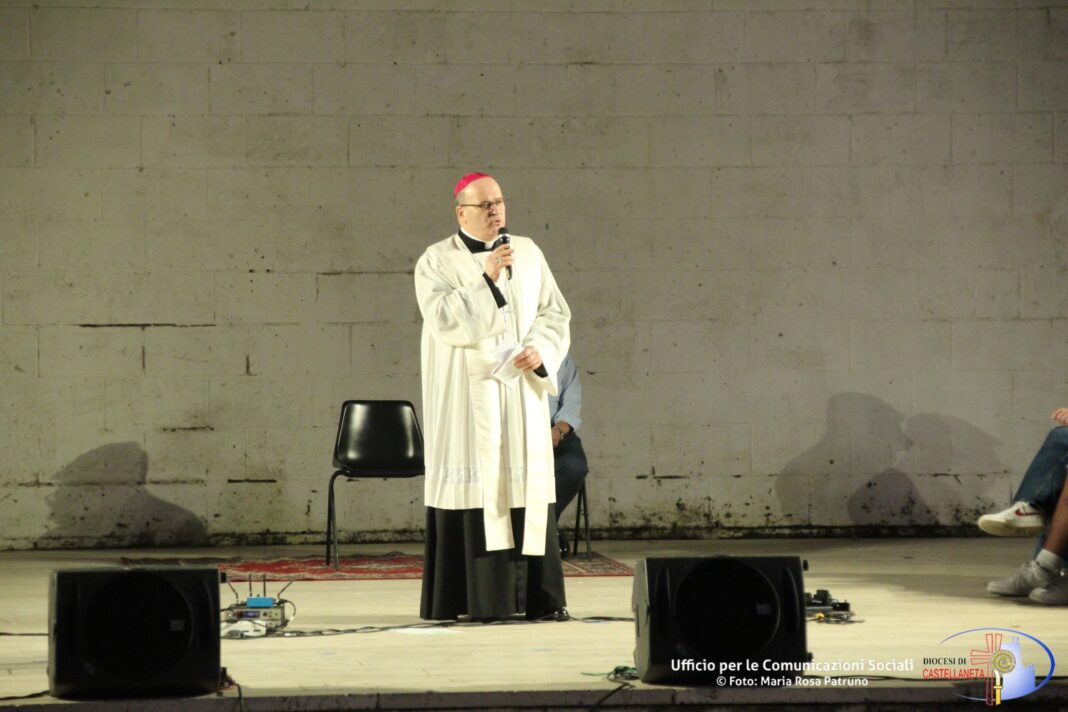 Riflessione di Mons. Sabino Iannuzzi durante il momento di preghiera per il Giubileo dei Giovani – Diocesi di Castellaneta