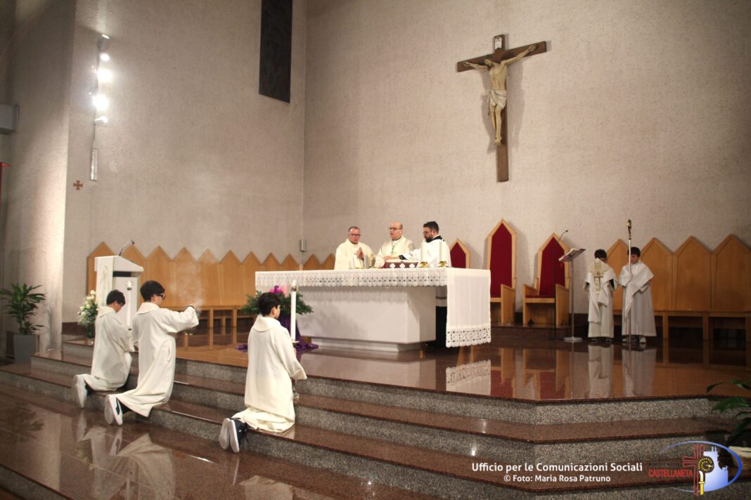 Santa Messa a conclusione dell’Anno Giubilare per l’apertura al culto Santa Messa a conclusione dell’Anno Giubilare per l’apertura al culto della Chiesa del Cuore Immacolato di Maria in Castellaneta