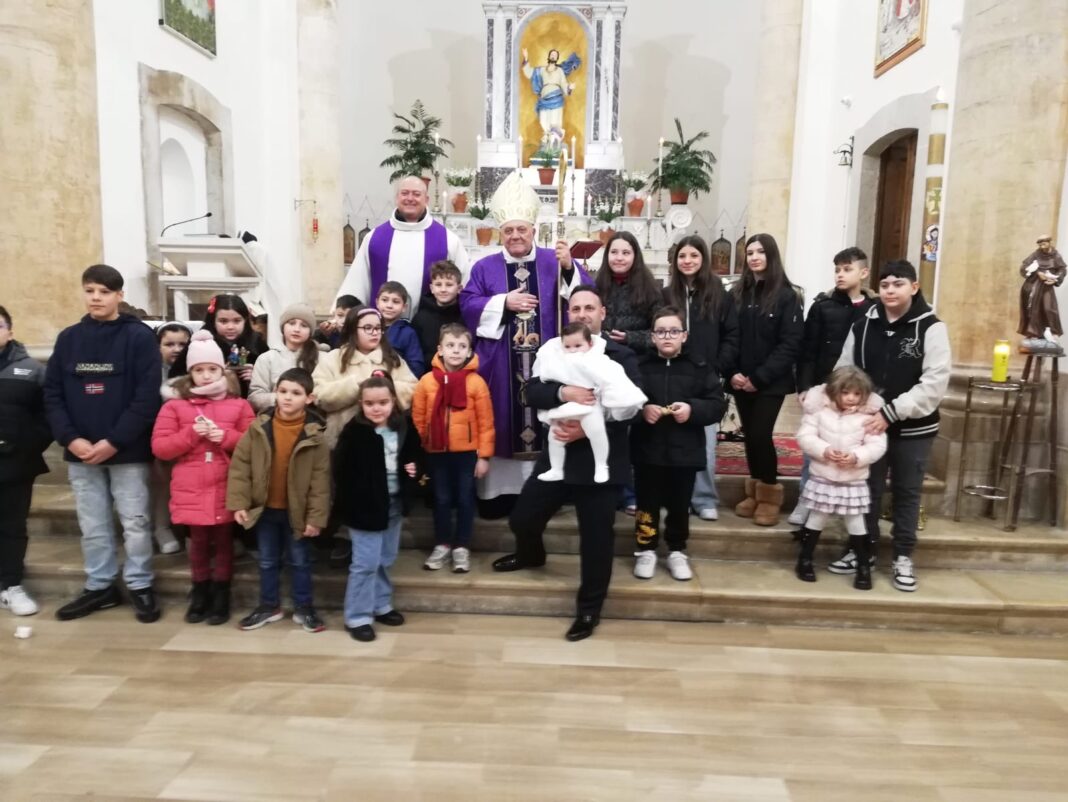 Visita del Vescovo alle comunità cristiane di Volturara Appula, Celle di San Vito e Faeto