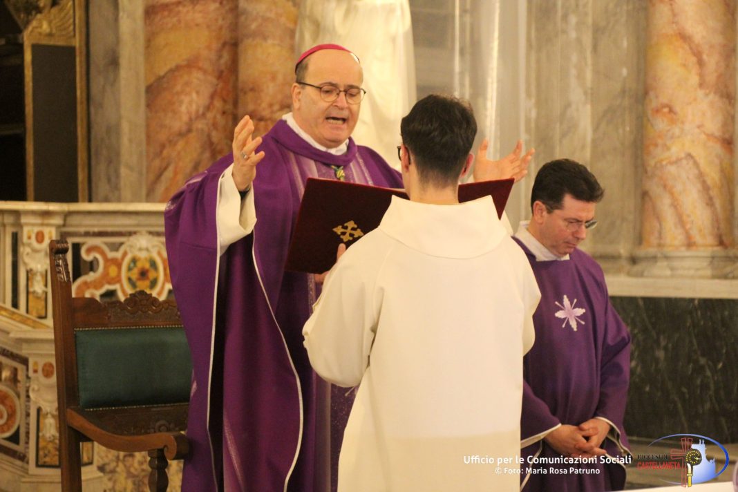 Omelia di Mons. Sabino Iannuzzi durante la Santa Messa del Omelia di Mons. Sabino Iannuzzi durante la Santa Messa del Mercoledì delle Ceneri – Diocesi di Castellaneta