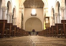 Custodire, abitare, celebrare: il progetto di adeguamento liturgico Custodire, abitare, celebrare: il progetto di adeguamento liturgico