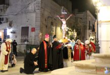 Via Crucis diocesana delle Confraternite a Ginosa Via Crucis diocesana delle Confraternite a Ginosa