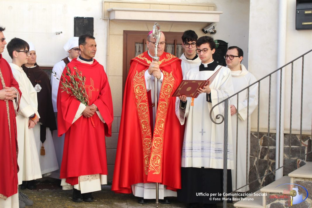 Omelia di Mons. Sabino Iannuzzi durante la Santa Messa nella Domenica delle Palme – Diocesi di Castellaneta