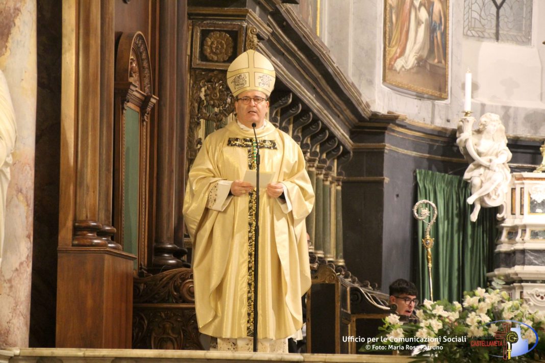 Omelia di Mons. Sabino Iannuzzi durante Veglia Pasquale nella Resurrezione del Signore – Diocesi di Castellaneta