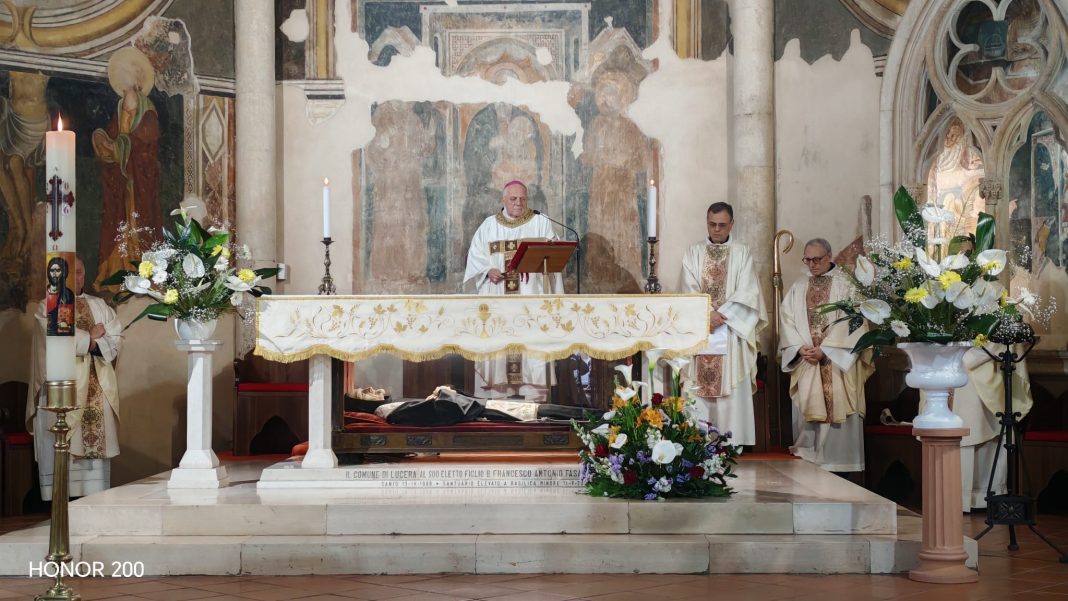 Anniversario della canonizzazione del Padre Maestro Anniversario della canonizzazione del Padre Maestro