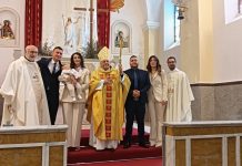 Mons. Vescovo celebra a Roseto Valfortore Mons. Vescovo celebra a Roseto Valfortore