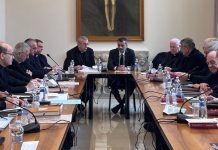 CEP / Incontro tra la Conferenza Episcopale Pugliese e il Presidente della Regione Puglia, On. Antonio Decaro CEP / Incontro tra la Conferenza Episcopale Pugliese e il Presidente della Regione Puglia, On. Antonio Decaro