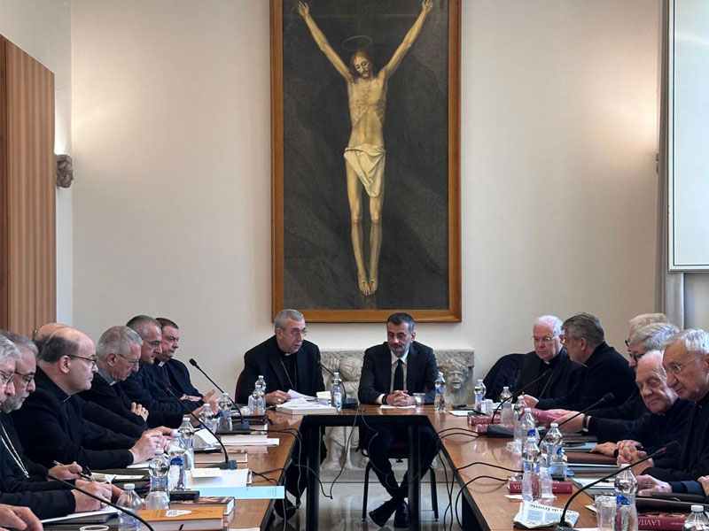 Incontro tra la Conferenza Episcopale Pugliese e il Presidente della Incontro tra la Conferenza Episcopale Pugliese e il Presidente della Regione Puglia, On. Antonio Decaro