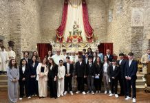 Mons. Vescovo celebra le cresime a Pietramontecorvino Mons. Vescovo celebra le cresime a Pietramontecorvino